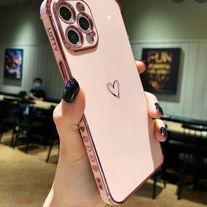 lutty light pink heart phone case
